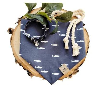 Fish on Navy Bandana - Puppy Artisan