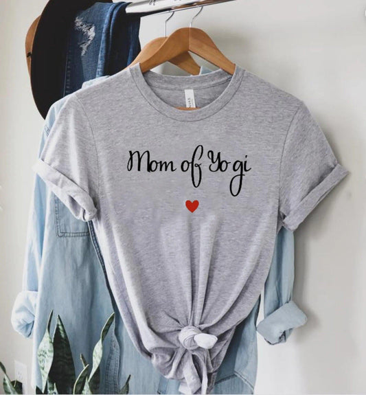 Personalized Dog Mom Heart Short Sleeve T-Shirt - Puppy Artisan